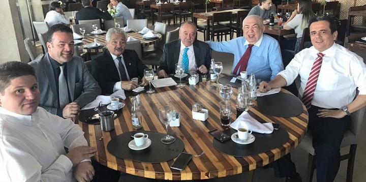 Almoço político reuniu lideranças em Teresina