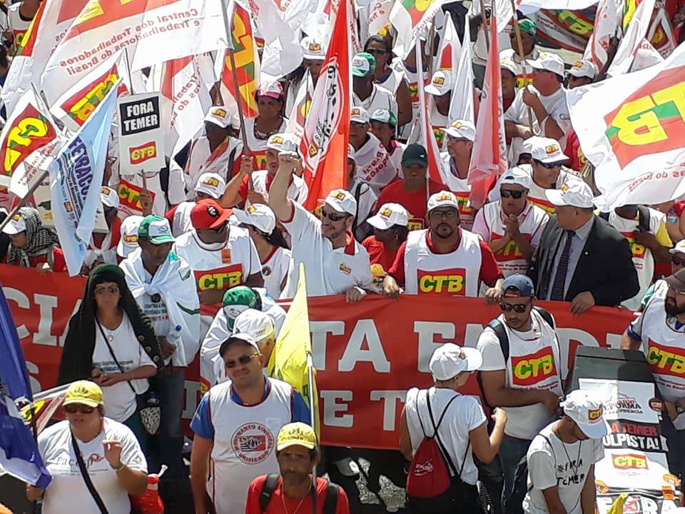 Manifestação organizada pelo CTB