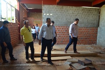 Secretário visita obras da Saúde em Picos