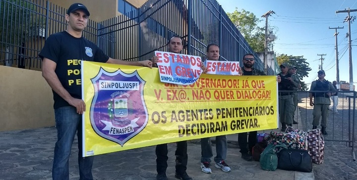 Agentes penitenciários em greve no Piauí