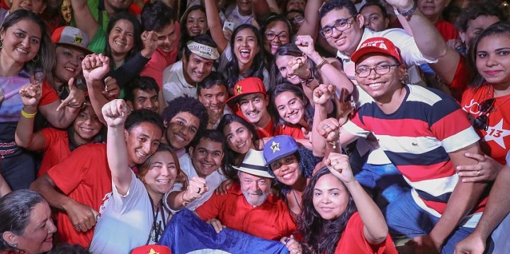 Lula com os jovens em Teresina