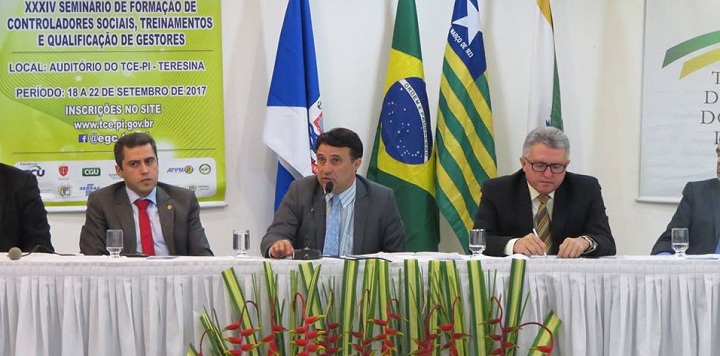 Seminário no TCE-PI debateu a corrupção no Brasil
