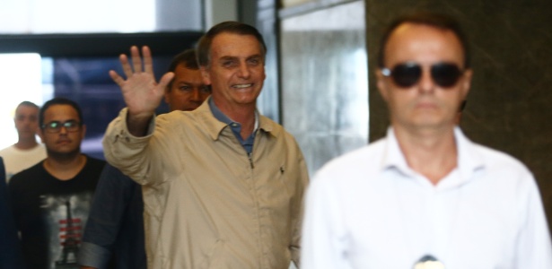 Bolsonaro pediu votos no sede da Polícia Federal no Rio