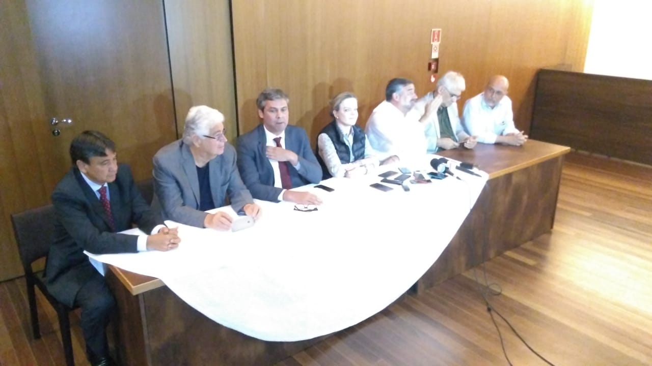 Campanha de Haddad se reúne para decidir sobre denúncias contra Bolsonaro
