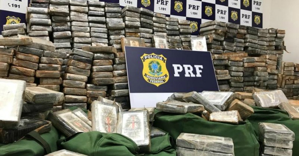 Uma tonelada e 200 quilos de cocaína foram apreendidos pela PRF