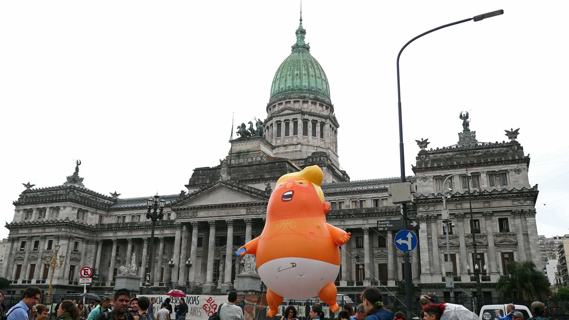 O boneco faz parte dos protestos contra a Cúpula do G20