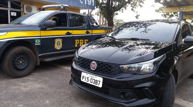 Fiat Argo roubado foi recuperado pela PRF