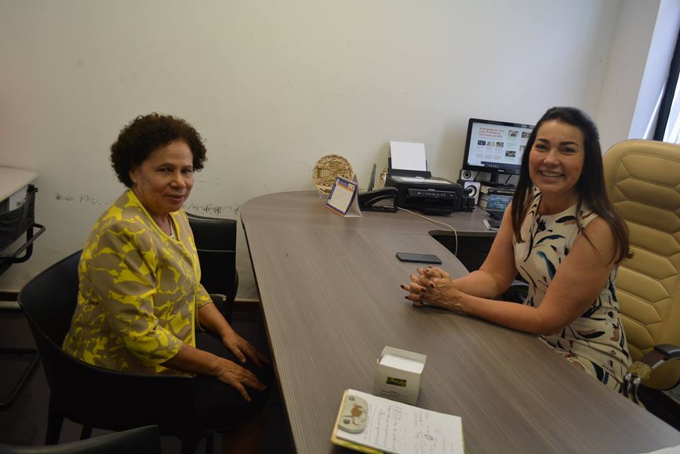 Regina Sousa com Margarete Coelho na vice-governadoria