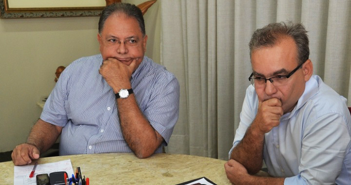 Secretário Kléber Montezuma com o prefeito Firmino Filjho