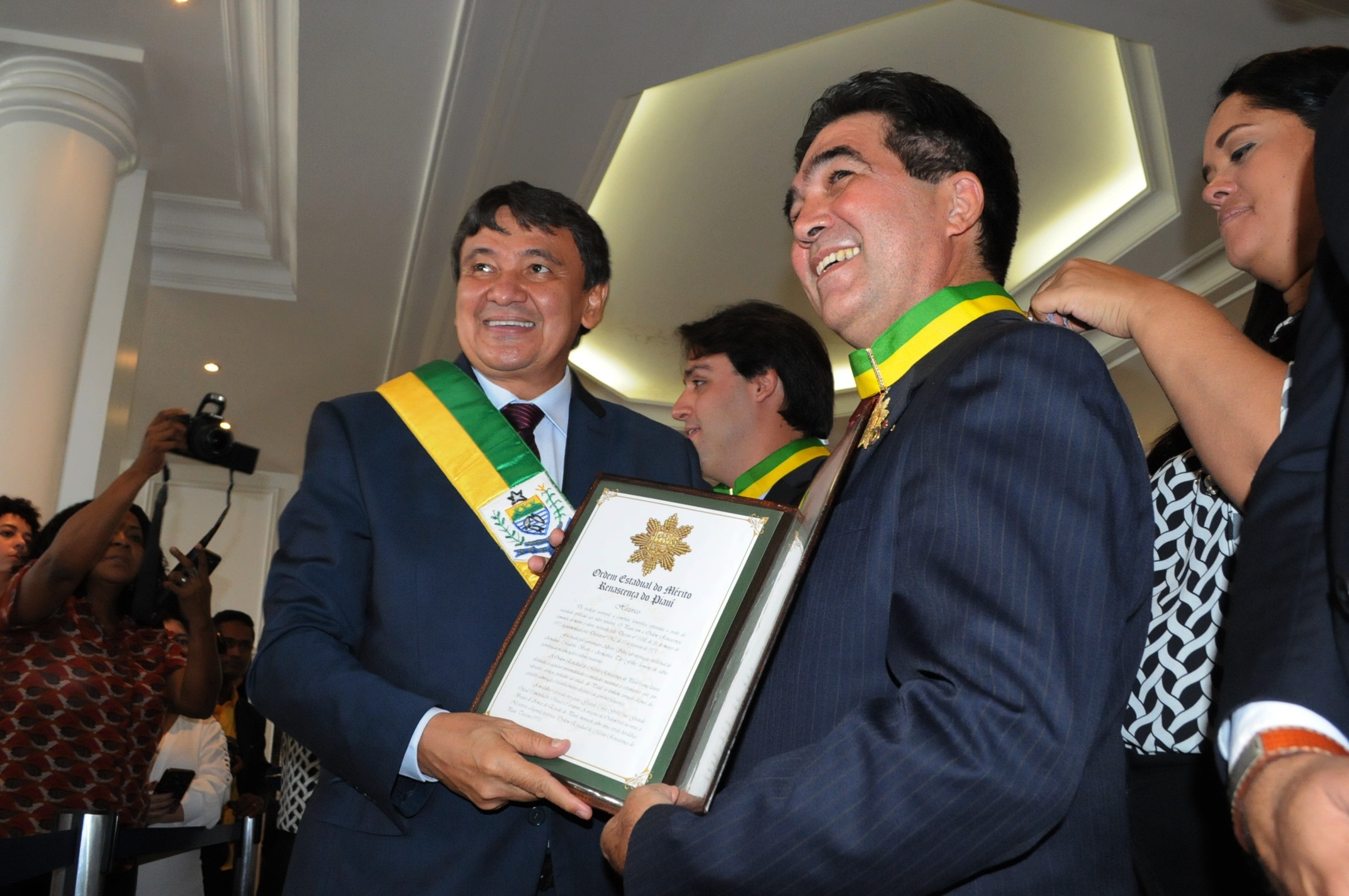 Governador Wellington Dias com Francisco Limma