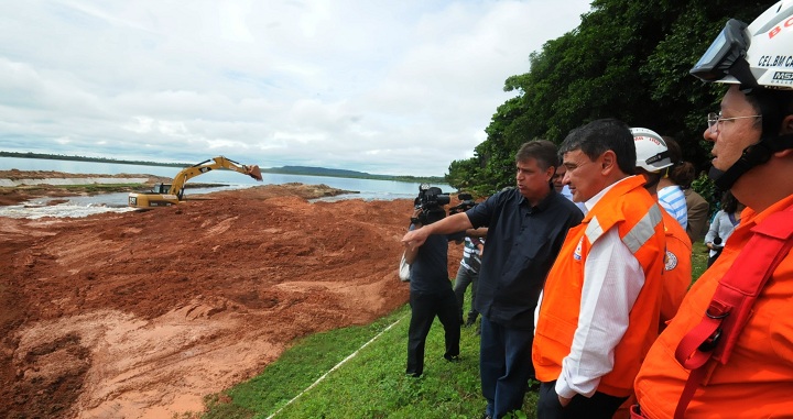 Governador Wellington Dias inspeciona a Barragem do Bezerro, em José de Freitas