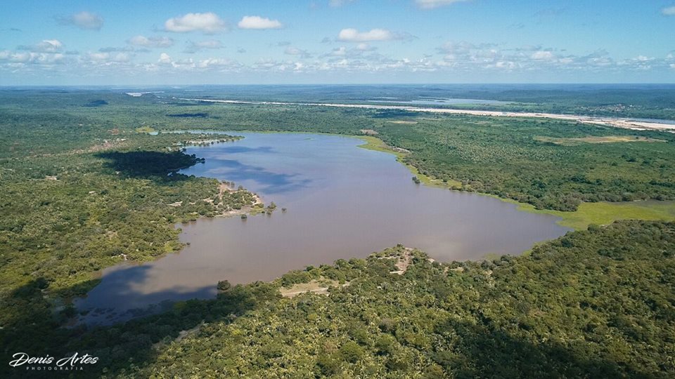 Lagoa em formato do mapa do Brasil em Miguel Alves