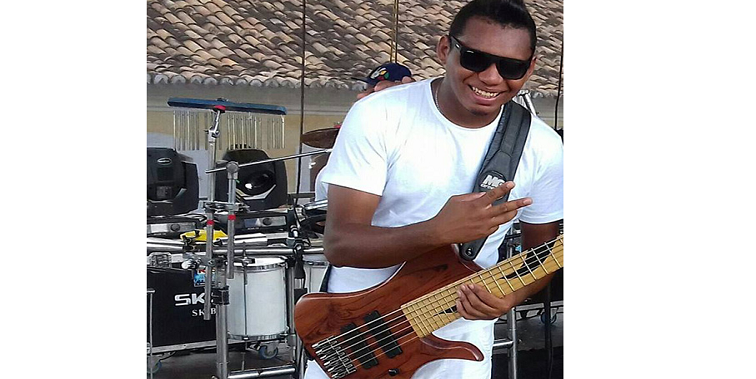 Jordellyo Bass, baixista da Banda BB Chorão