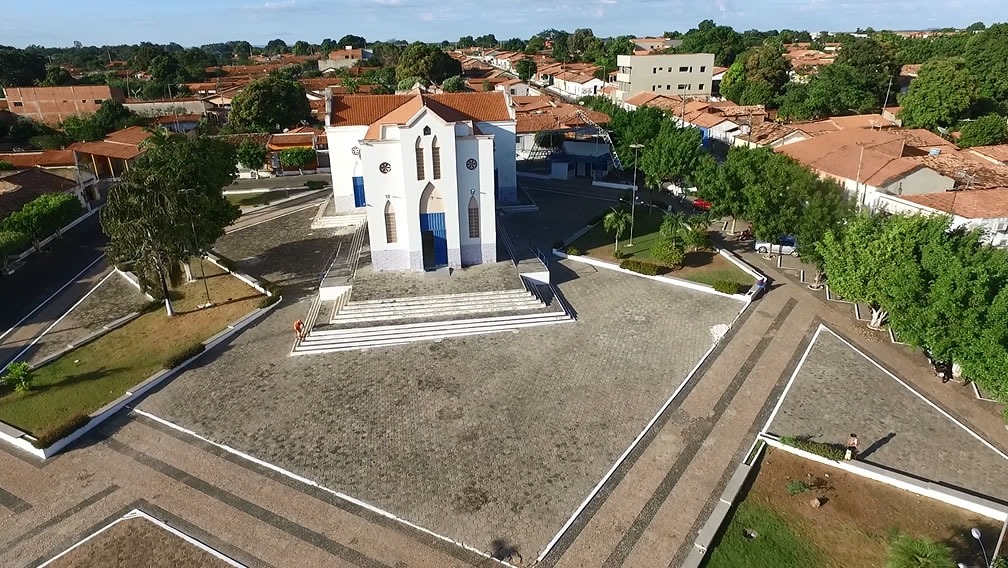 Praça Jesuíno Monteiro - Água Branca-PI
