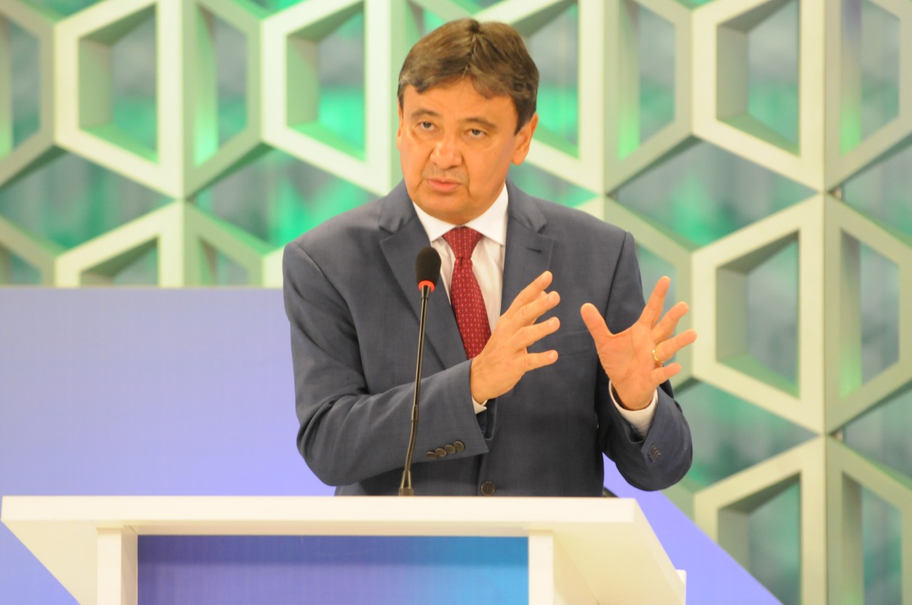 Governador Wellington Dias no debate da TV Cidade Verde