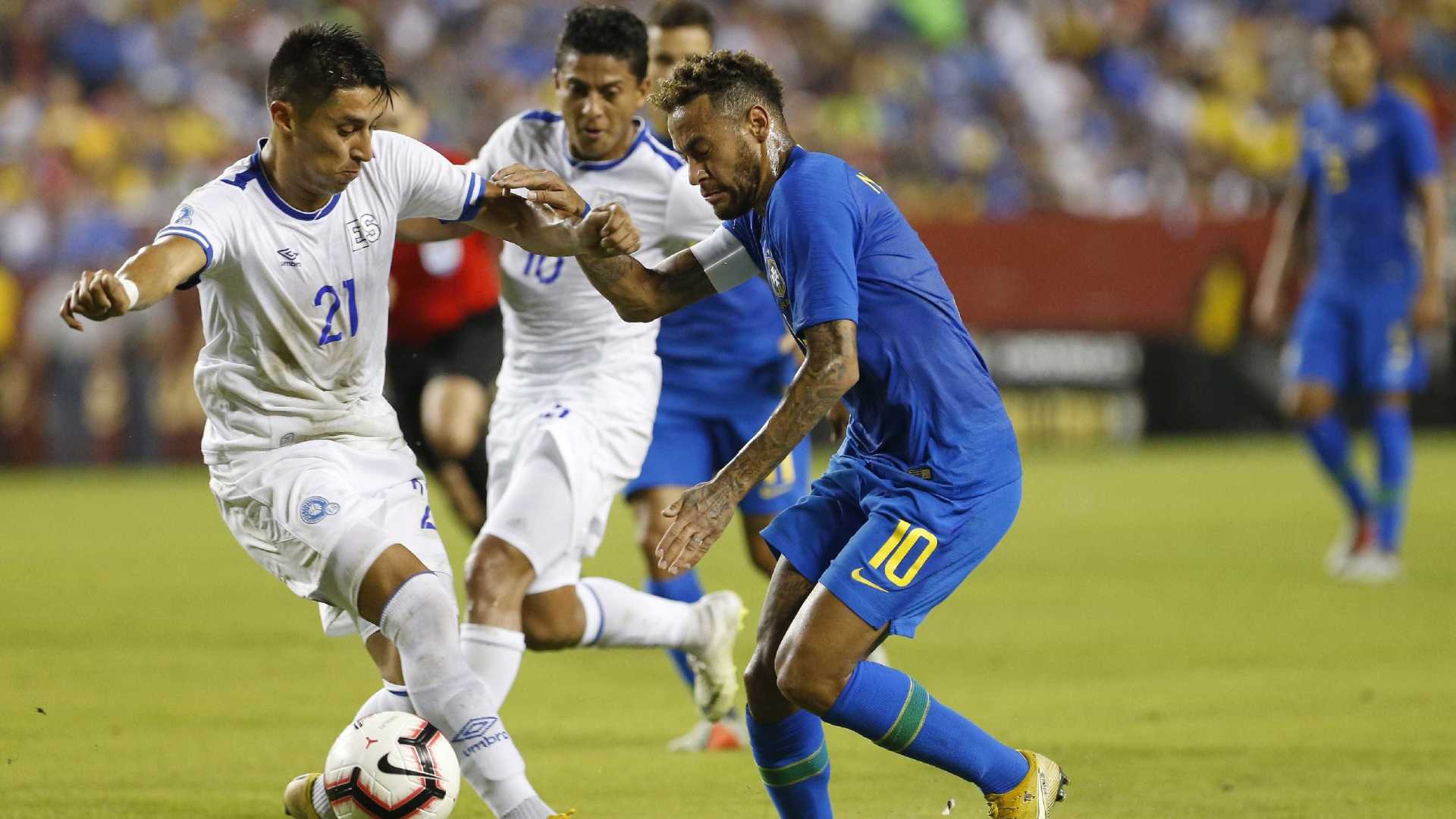Seleção brasileira goleia El Salvador.