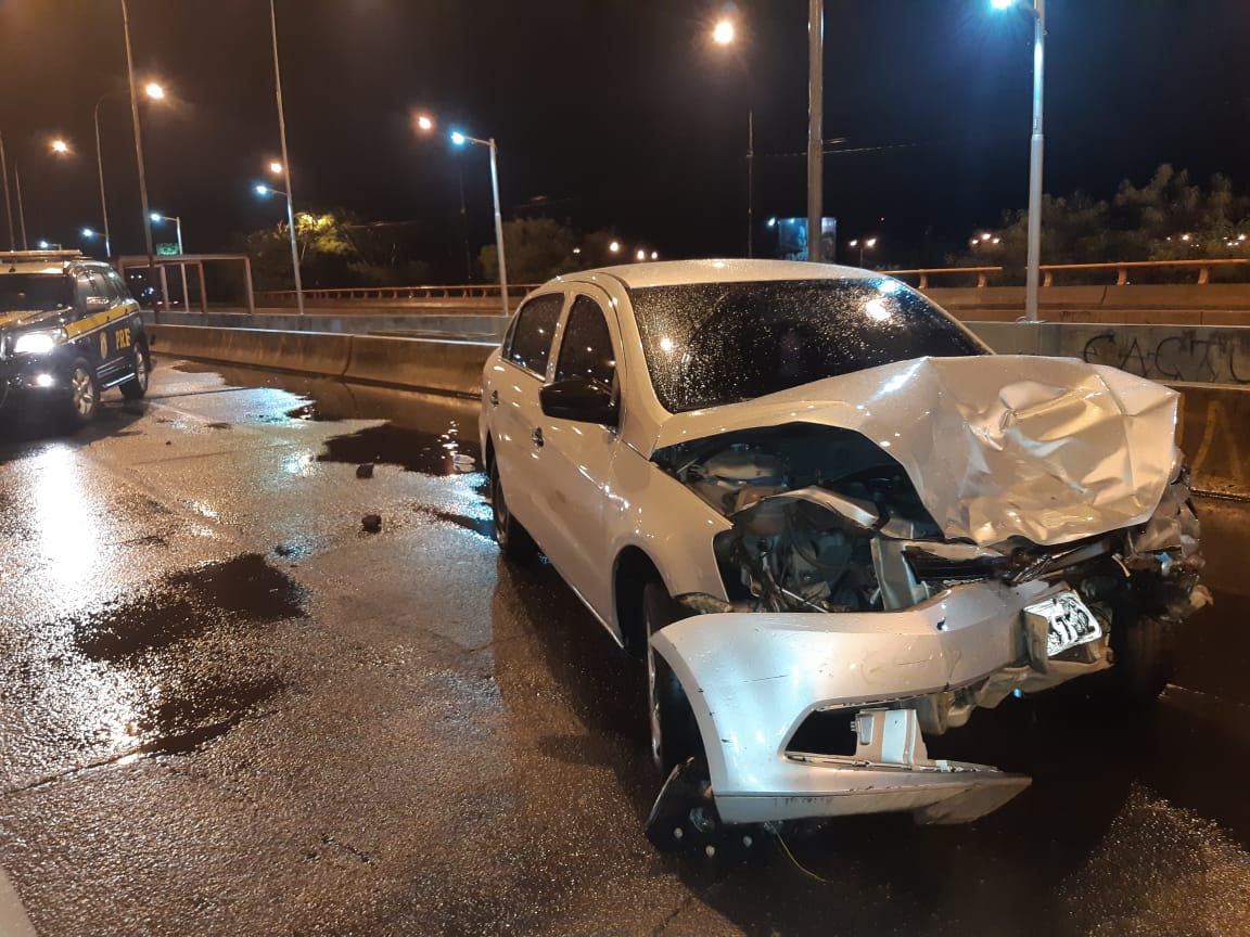 Motorista é preso por dirigir bêbado e provocar acidente em Teresina