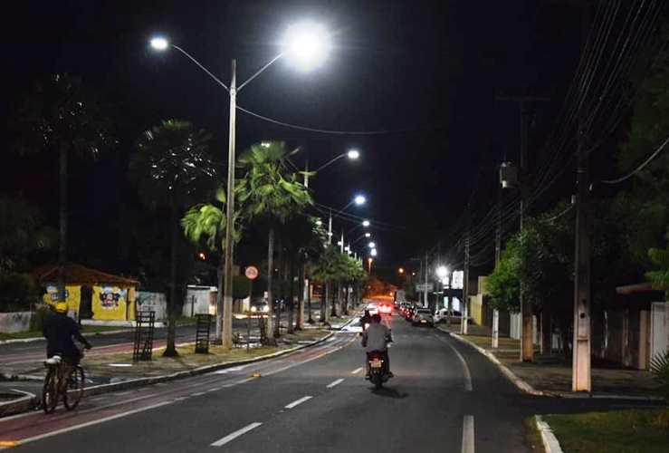 Ruas começam a receber iluminação de led