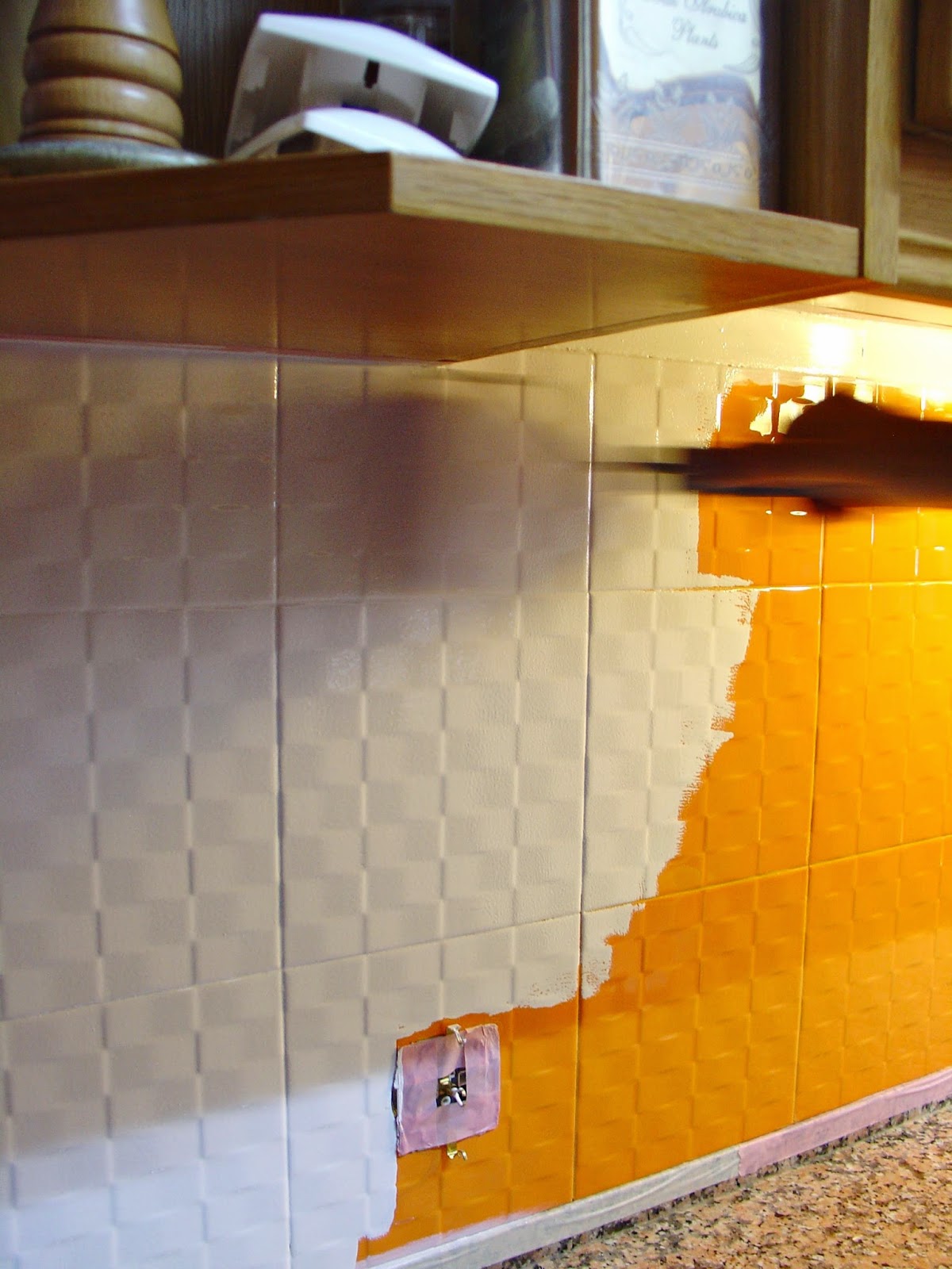 краска для плитки на кухне фартук