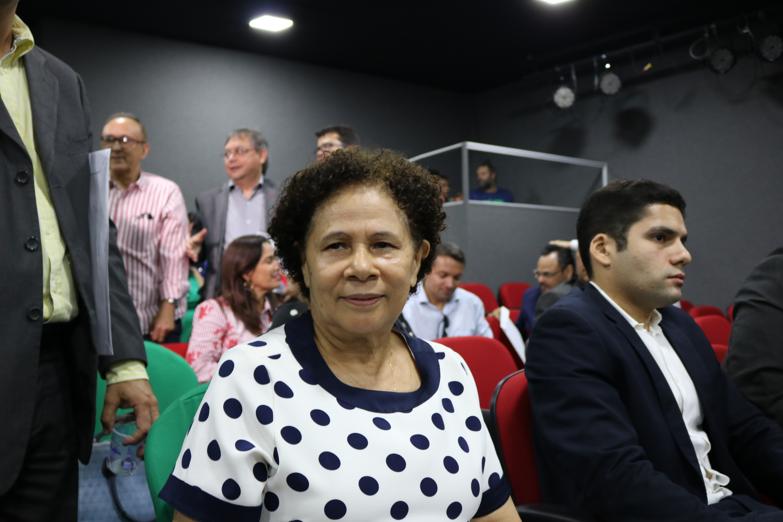 Vice-governadora Regina Sousa