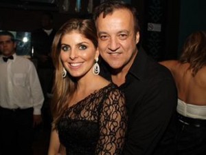 Carlinhos Cachoeira com a mulher Andressa Mendonça