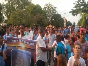 População protesta contra o fim da lagoa de Parnaguá