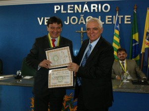 O governador Wellington Dias foi um dos oierenses homenageados