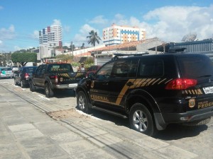 Polícia Federal na sede do PMDB em Maceió (AL)