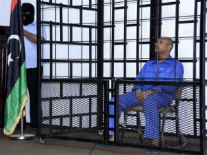 Um tribunal líbio condenou hoje (18)  à morte Seif al-Islam Kadafi, filho do ex-presidente Muammar Kadafi,