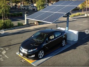 Carro poderá abastecer com energia solar