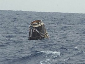 Dragon caiu no mar na costa Oeste americana