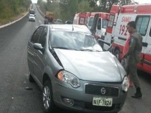 Carro envolvido em acidente com vítima fatal em Amarante