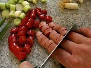 Como na imagem, homem cortou od dedos na Austrália