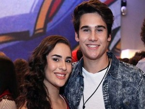 Livian, filha de Renato Aragão terminou o namoro com Prattes