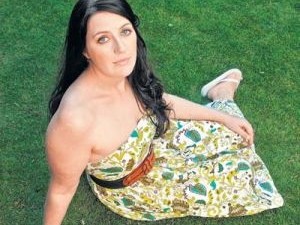 Laurem dia qie agora tem uma vida normal