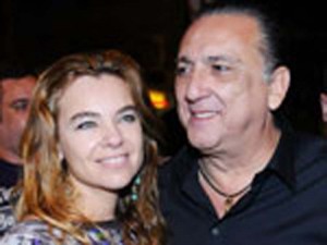 Desirée e Galvão: ela exibida e ele ciumento