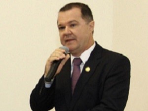 Ministro Carlos Gabas