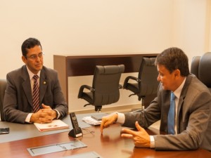 Governador tem audiência com o procurador-geral de Justiça, Cleandro Moura.
