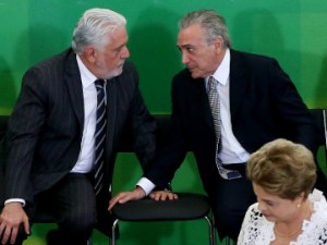 Jaques Wagner com Michel Temer e Dilma