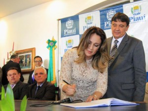 Rejane Dias, Secretária de Educação, com o governador Wellington Dias