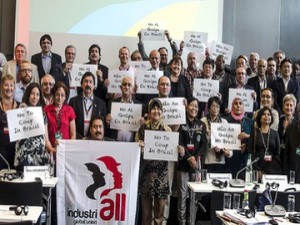 Membros da IndustriAll Global Union dizem não reconhecer o governo interino de Temer.