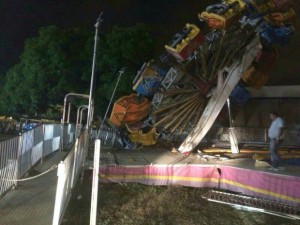 Roda gigante desabou no interior do Ceará
