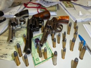 Armas e munições apreendidas em Parnaíba