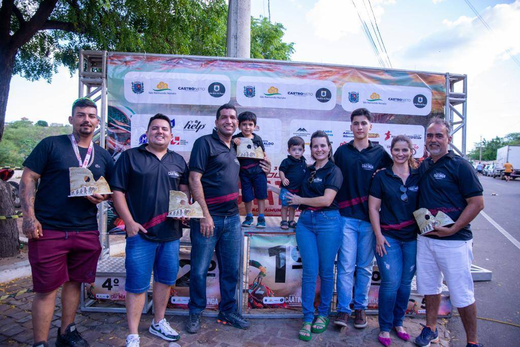 3-enduro-da-caatinga2023-organizadores-e-pilotos-foto-joaquim-neto_51bc9b1d7dee938b63beffe739a2d726919261f2.jpg