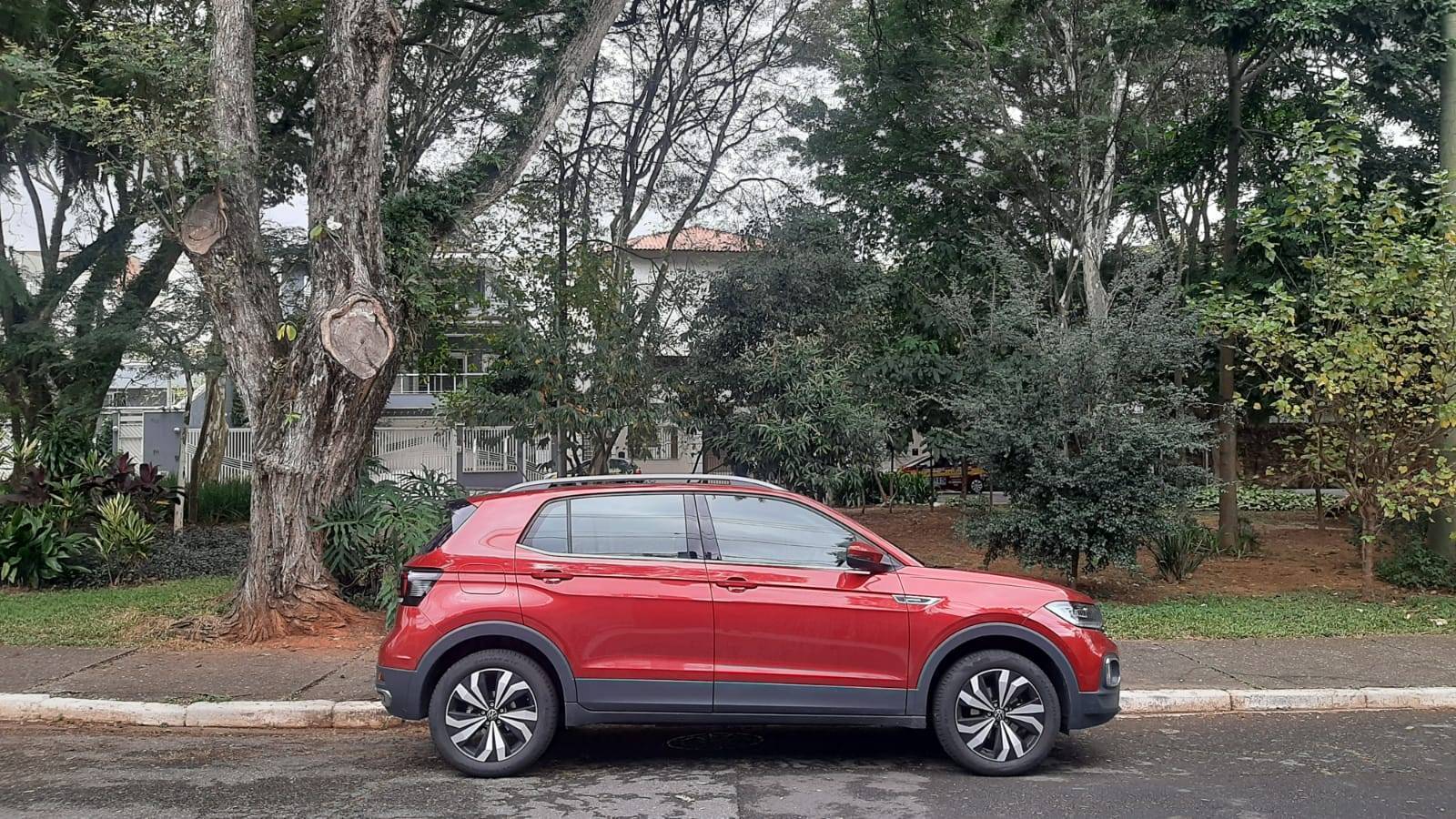 conheca-os-cinco-suvs-compactos-mais-vendidos-no-brasil-em-2023-t-cross-sergio-dias-2_331e26534b42a2363f90d28a664f9f5a57ae7f18.jpeg