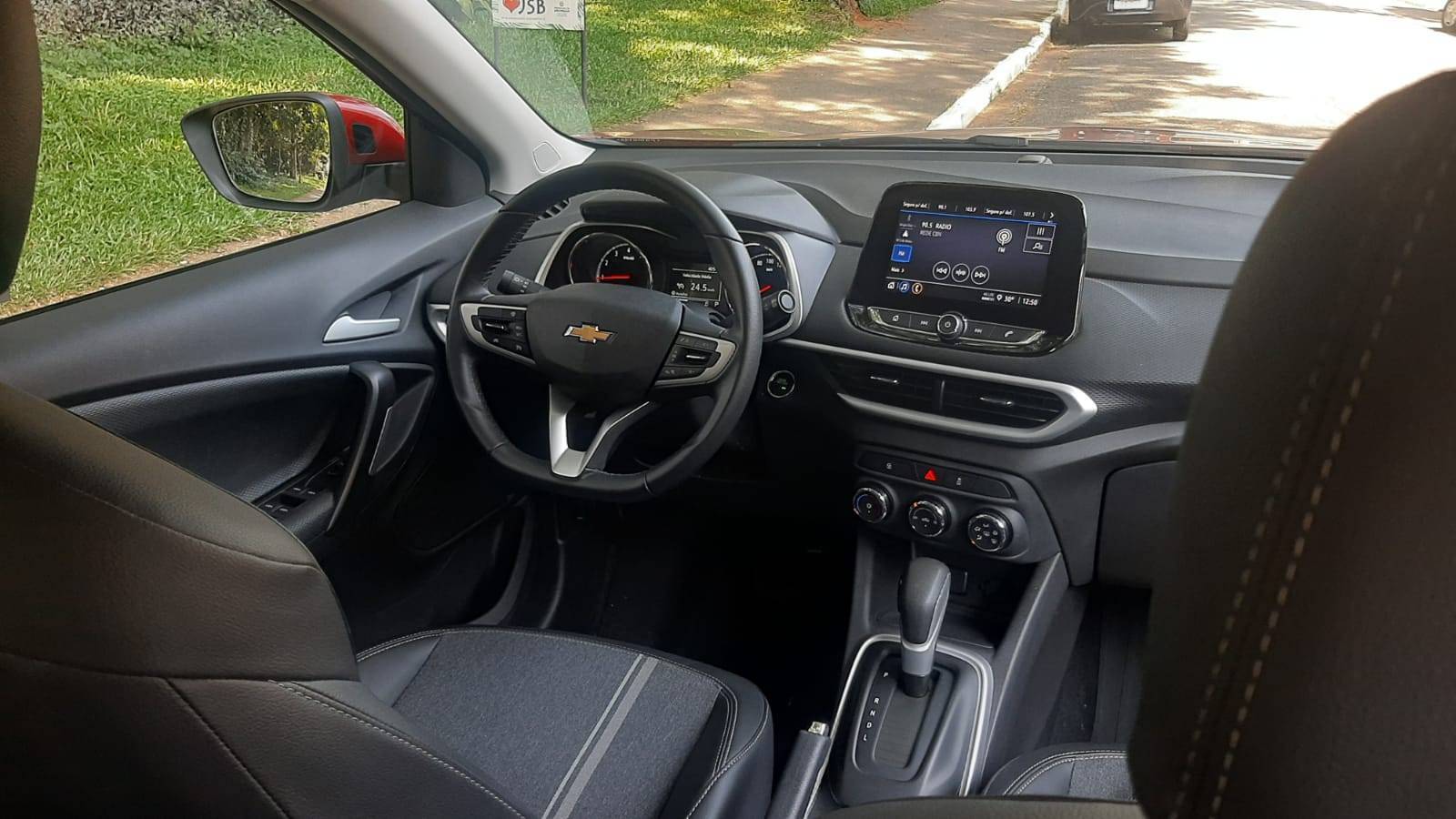 conheca-os-cinco-suvs-compactos-mais-vendidos-no-brasil-em-2023-tracker-sergio-dias-1_6873857caaf6fdf814f6e76f7424510c40de9e57.jpeg