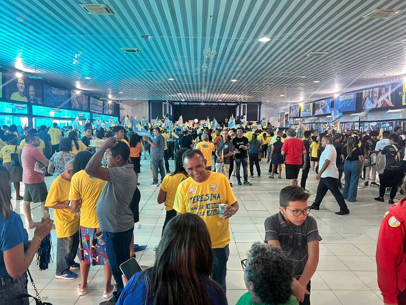 convecao-de-silvio-mendes_8d1d687e03460927ada76e08dfc79326474af270.jpeg