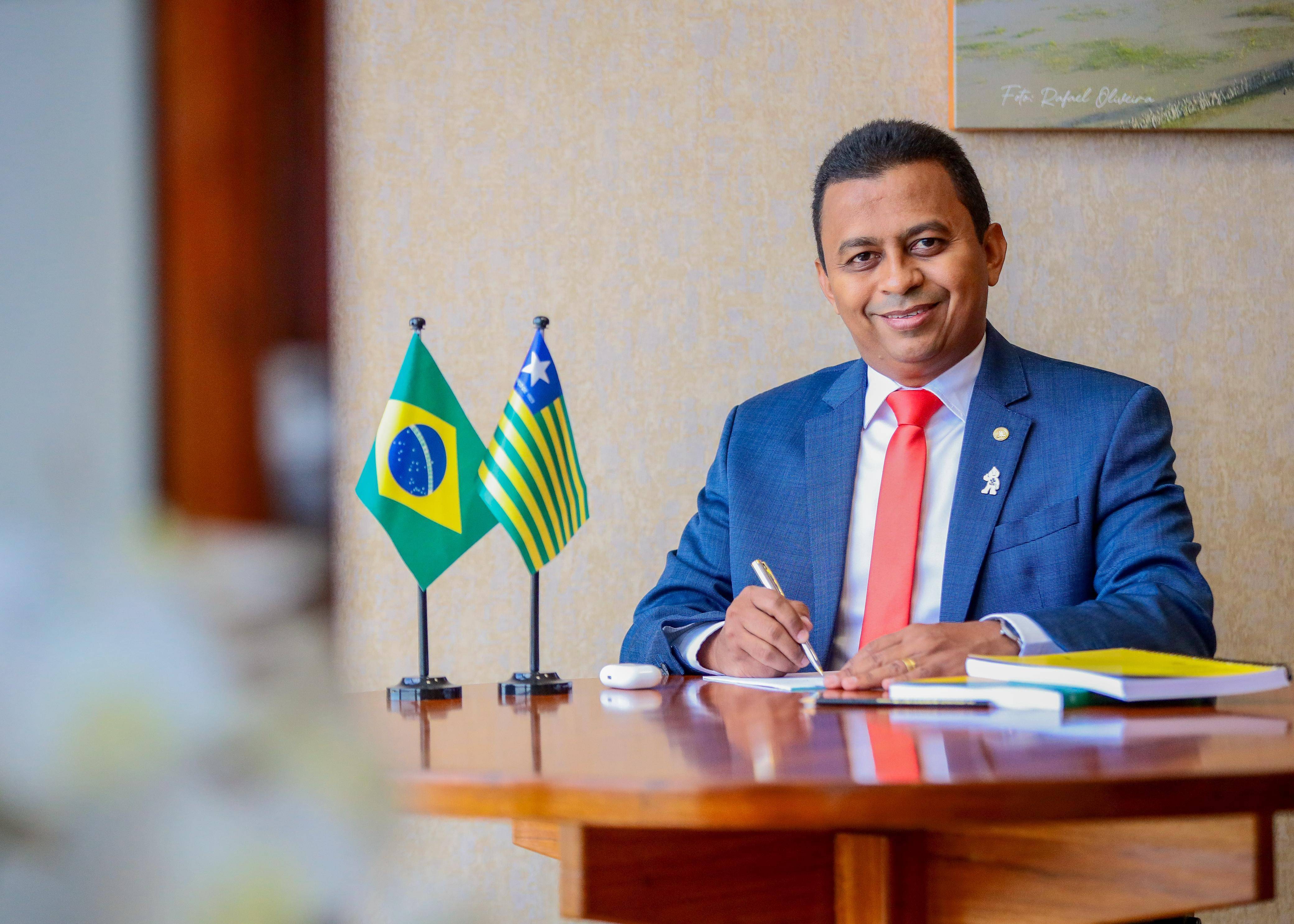 deputado-dr-francisco_7f735bdbe32c6baeb9c0e1bfced781bb0f9f8a38.jpg