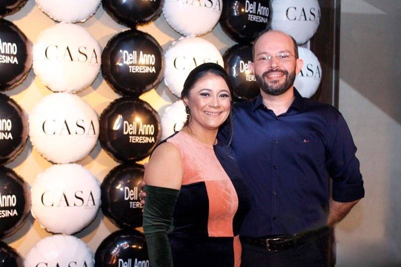 empresario-abdon-gomide-ao-lado-da-empresaria-adriana-sa-que-completa-mais-um-ano-de-vida-nesta-segunda-feira-15_f08543fc886a73aa19d473242d7bc5787823fdb0.jpg