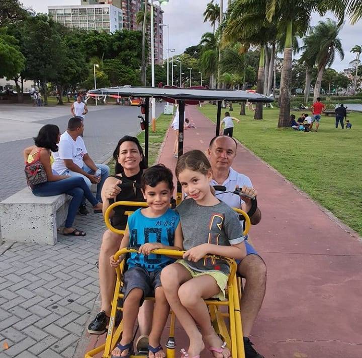 foto-1-empresario-jose-filho-curte-feriado-prolongado-ao-lado-da-familia_e0484b693d2eb9e84fec15bd793f8c2b94649577.jpeg